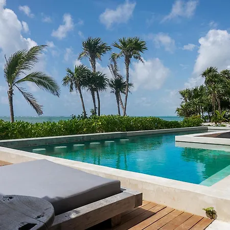Luxury 3br Tankah Rooftop *