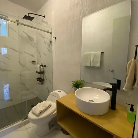 Apartamento One Day Peaceful & Cozy In A Residential Neighborhood *