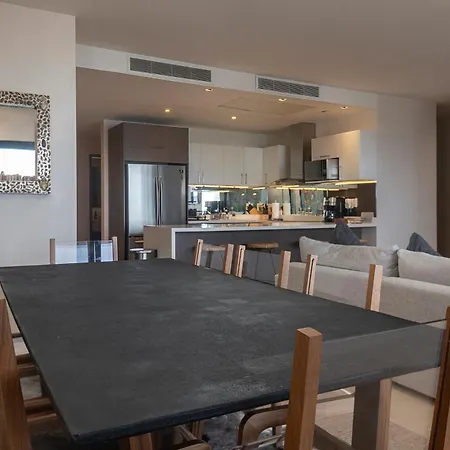 Apartment Luxury 3br Tankah Rooftop