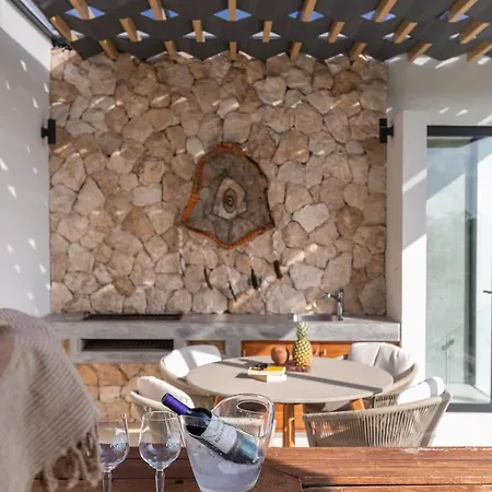 Ixchel Luxury Ph Priv Rooftop Pool 150 Wifi *