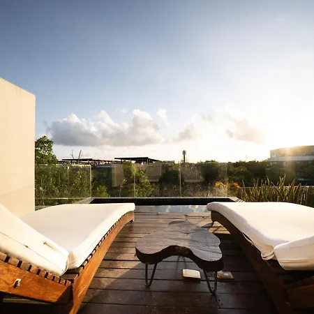 Magical 2 Penthouses & With 2 Private Pools And Jacuzzi