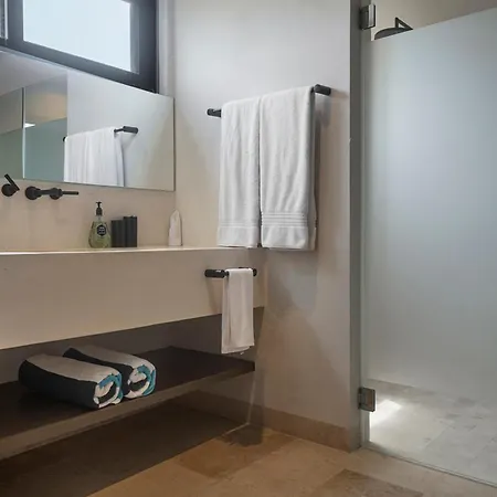 Luxury 3br Tankah Rooftop Apartment