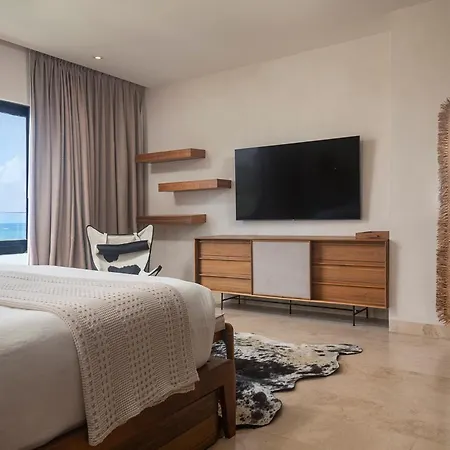 Luxury 3br Tankah Rooftop Apartment *