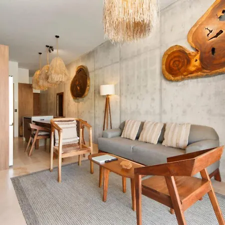 Nuju - Beutiful With Swimout-gym-rooftop-pool Apartment Tulum