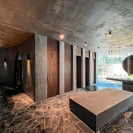 Stylish Mexican Interior Ph- Private Rooftop -gated Community