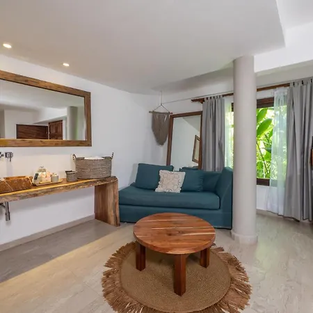 Hotel Ana Y Jose & Club Tulum