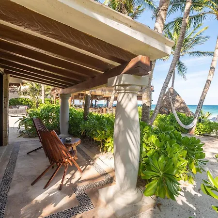 Ana Y Jose & Club 5* Tulum