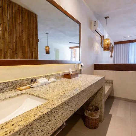 Arrecifes Hotel 4*