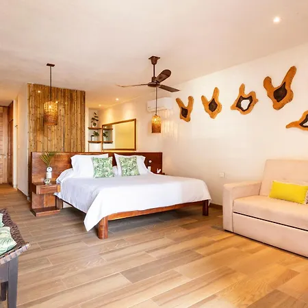 Hotel Arrecifes