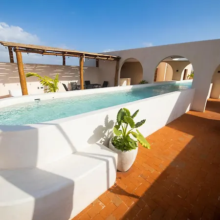 Aparthotel Tierra - Pool & Roof Panoramic