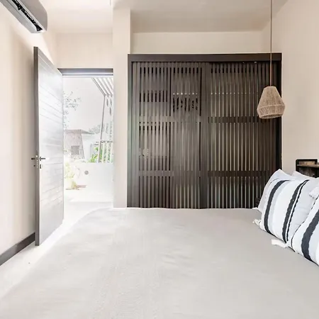 Enchanting 4br Villaδ Pool& Rooftopδprime Location *