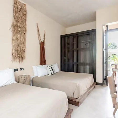 Villa Enchanting 4br Villaδ Pool& Rooftopδprime Location *