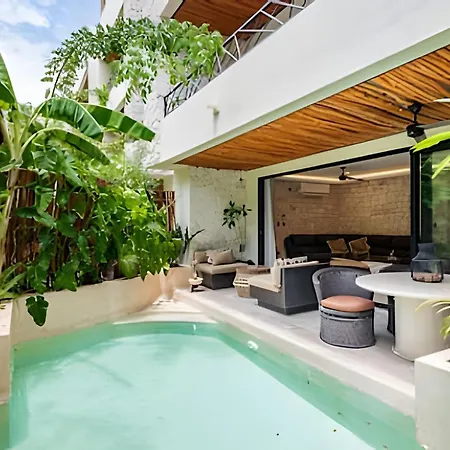 •| Boutique Swim Up En P/4 • Naaj Tun• * Tulum