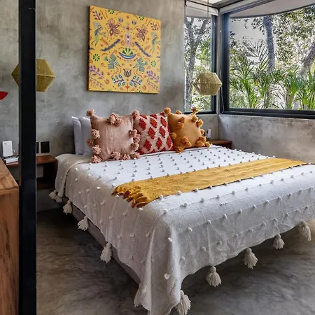 Villa Luxury 4br Eco 10ppl Outdoor Pizza Oven - Private Pool & Jacuzzi
