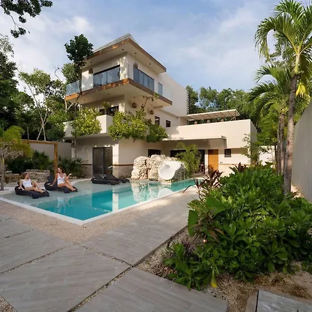 Villa 6br Luxury Perla With 2 Pools & Game