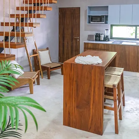 Jungle Ph Private Rooftop & Plunge Pool Ac Wifi *