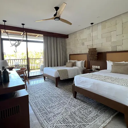 Mundo Maya 5*