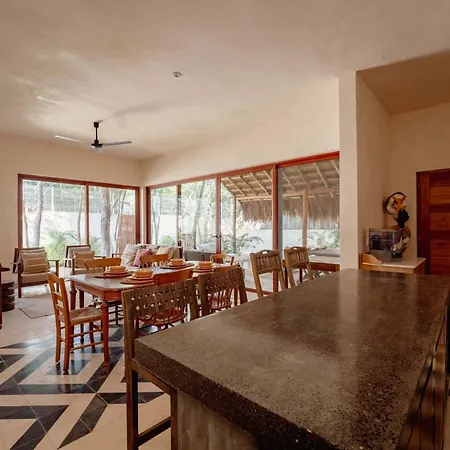 Villa Chic 4br With Private Pool In Holistika Tulum