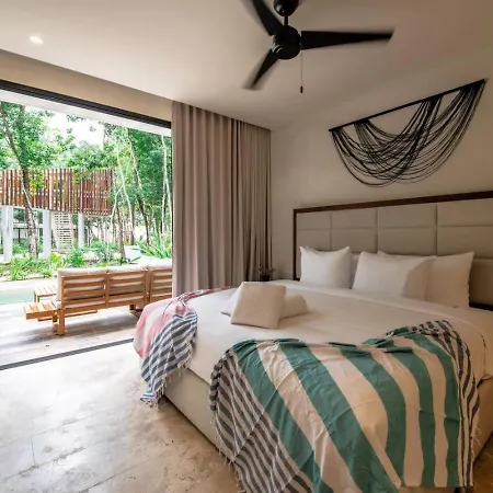 Stylish 1bd Retreat With Swim-up Pool Holiday home Tulum