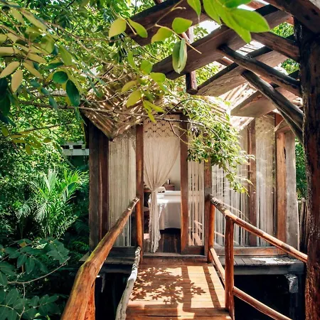 Jungle Sanctuary Wellness Retreat W Pool Bar Holiday home