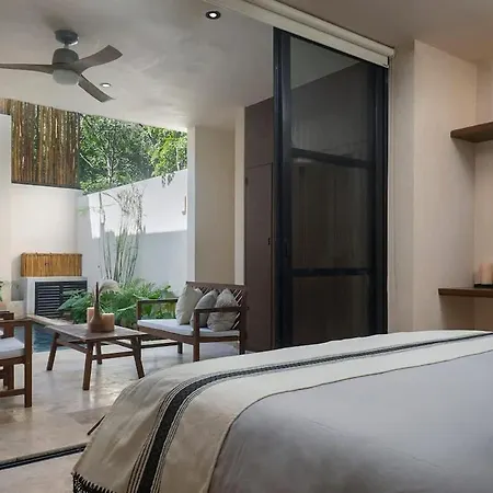 Luxury 4 Bedroom With Private Rooftop Pool Holiday home