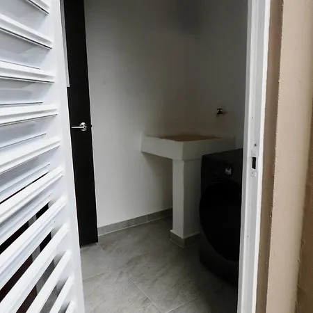 New! Jungle Chic Retreat In Aldea Apartamento