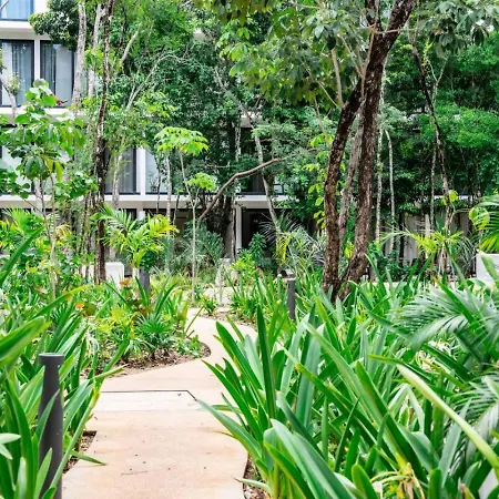 Stylish 1bd Retreat With Swim-up Pool Tulum