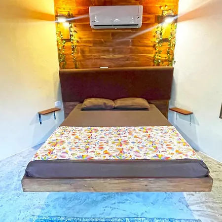 Capsule hotel Mr Pakal