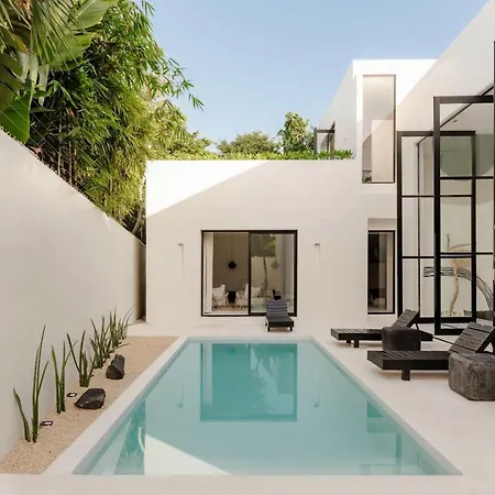 Villa 4 Bedroom With Rooftop Pool Aldea Zama