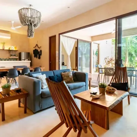 Jungle Luxury 4br With Private Pool *