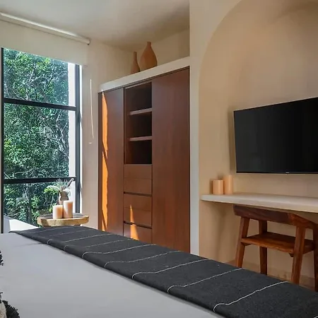 Luxury 4 Bedroom With Private Rooftop Pool Holiday home