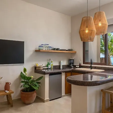 Holiday home 9br Mantaray Soliman Bay Beachfront