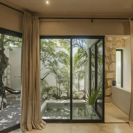 16tulum Luxury Private