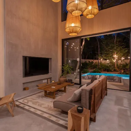 Casa Naay Jungle Lux Heated Pool Hot Tub Firepit