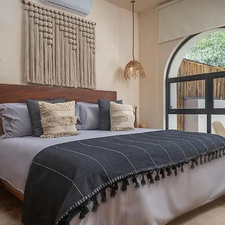 Luxury 4 Bedroom With Private Rooftop Pool * Tulum