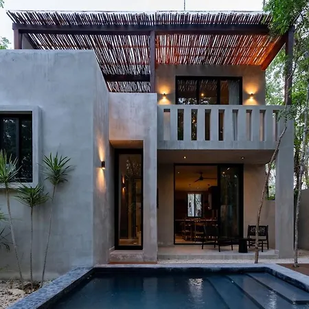 Casa Selva Maya *