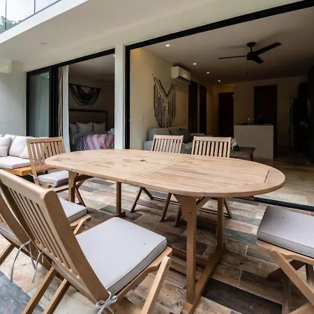 Stylish 1bd Retreat With Swim-up Pool Holiday home Tulum