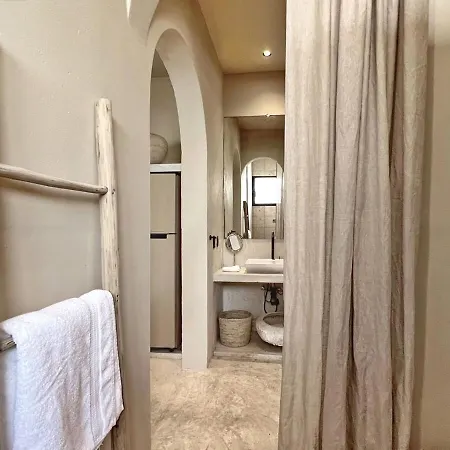 Villa Oasis Heated Private Pool Daily Housekeeping Prime Location