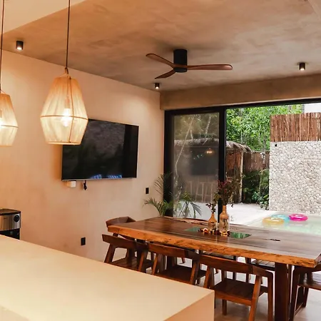 Luxury 5 Bedroom Pool Tiki Bar & Outdoor Gym Tulum