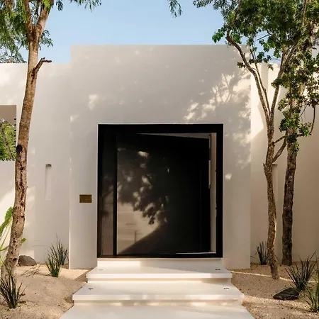 Villa 4 Bedroom With Rooftop Pool Aldea Zama