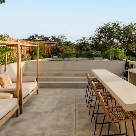 Jungle For 16 - Dual Pools & Fire Pit Holiday home Tulum