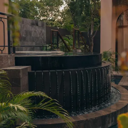 La Chamana Luxury Private