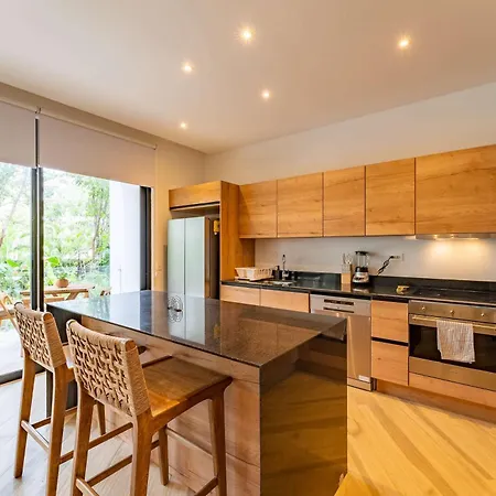 Anana Yaaxlum 106 S - Familly & Oasis Pool Holiday home Tulum