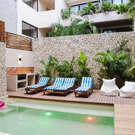 Luxury 5 Bedroom Pool Tiki Bar & Outdoor Gym Tulum