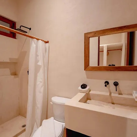 Apartment Stylish 1br Retreat In Holistika With Private Pool *