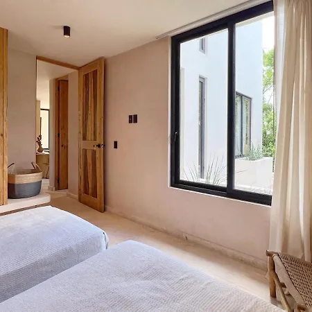 Apartment New Luxury Design Private Roof Pool Walkable