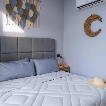 Apartment 2 Bdr Penthouse, Private Pool, Rooftop And Gym *