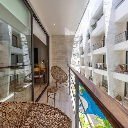 Apartment Luxury 2bd In W 2 Pools Gym