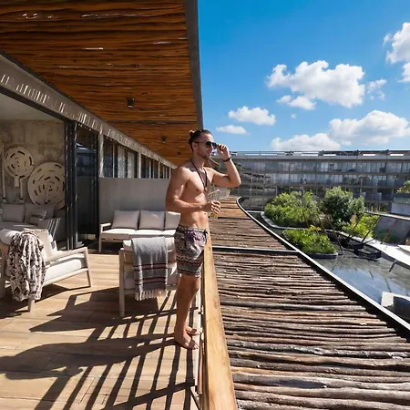 Modern 2br With Pool & Gym *