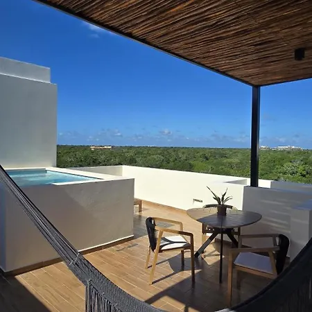 Luxury 2 Bd Roof Private Pool - Jungle View Apartment *